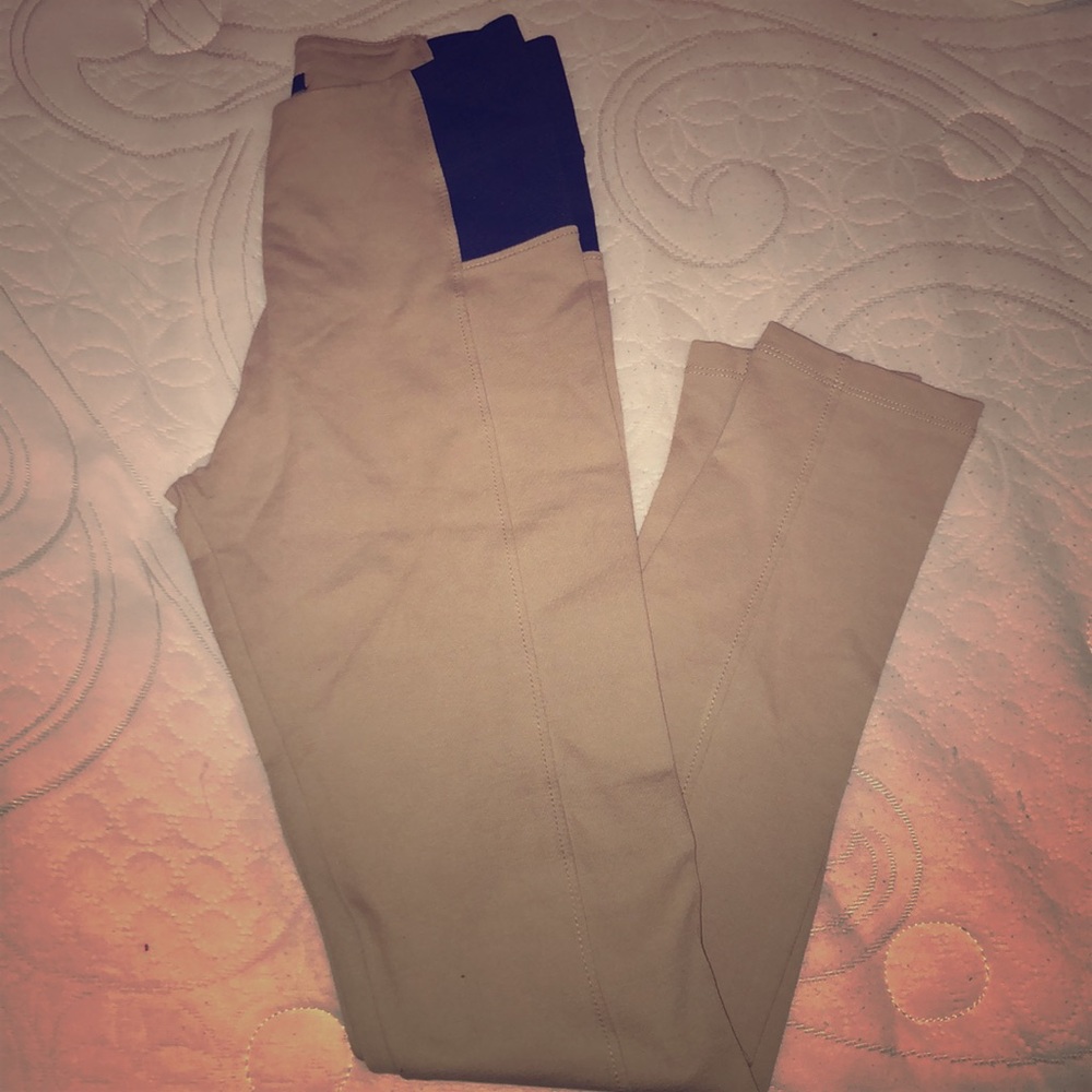 Beige leggings